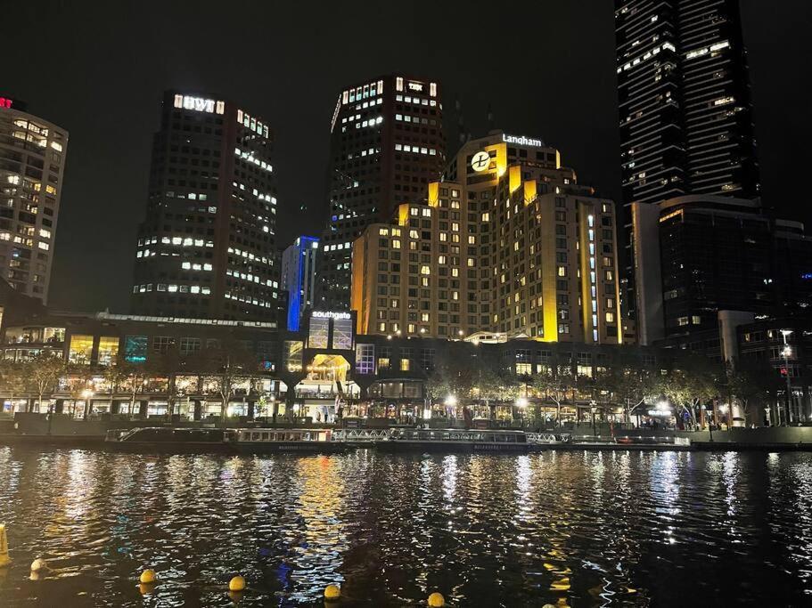 Morgan Place - Central Melbourne Cbd Apartment On Flinders Lane Late Check-Out, Complimentary Welcome Hamper ภายนอก รูปภาพ