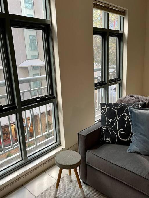 Morgan Place - Central Melbourne Cbd Apartment On Flinders Lane Late Check-Out, Complimentary Welcome Hamper ภายนอก รูปภาพ
