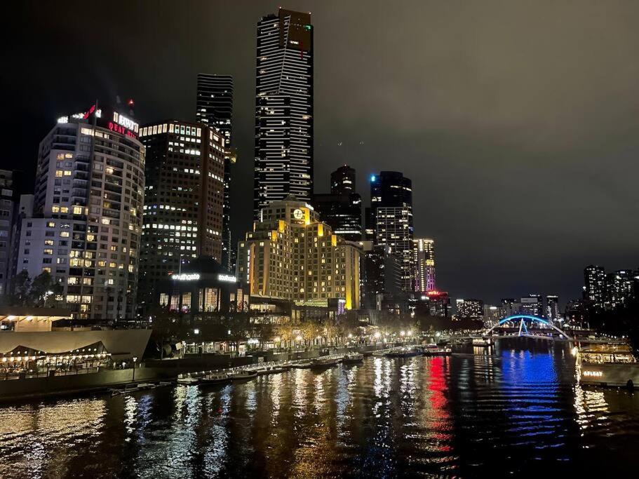 Morgan Place - Central Melbourne Cbd Apartment On Flinders Lane Late Check-Out, Complimentary Welcome Hamper ภายนอก รูปภาพ